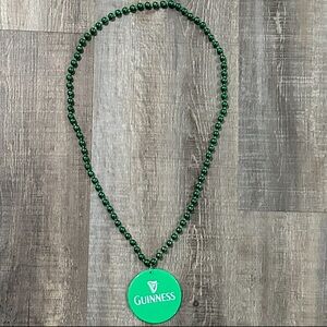 💞 New Green Guinness Party Bead Necklace